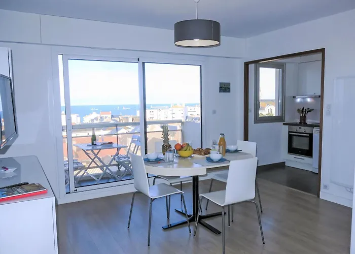 L'hippocampe T2 Balcon Et Large Vue By Interhome 莱萨布勒-多洛讷